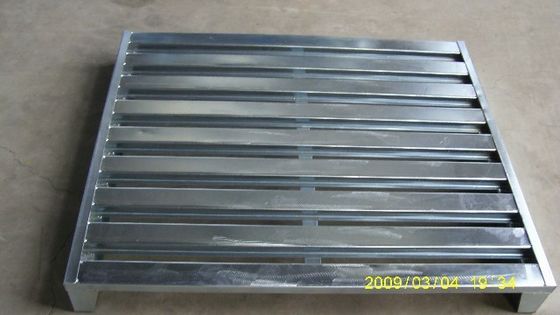 4 Arah Akses 1250 * 1150mm Pallet Baja Tugas Berat Galvanis